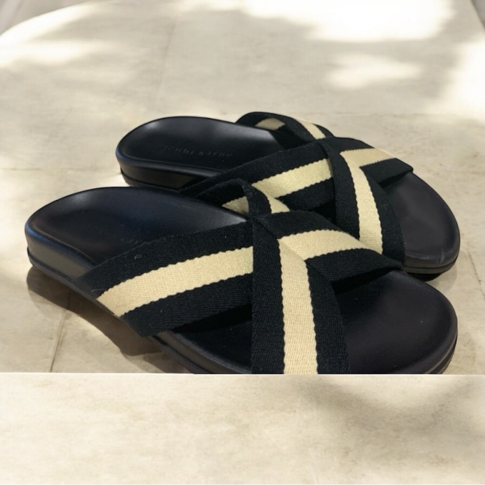 Brand new Jenni Kayne cross over sandals - size 7